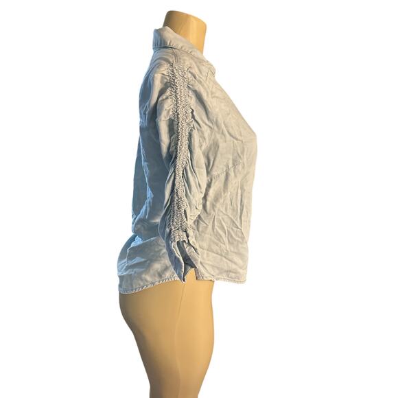 Women 6 Veronica Beard Jeans Denim Chambray Shirt Top Blouse Ruched Snap Button - Picture 5 of 6